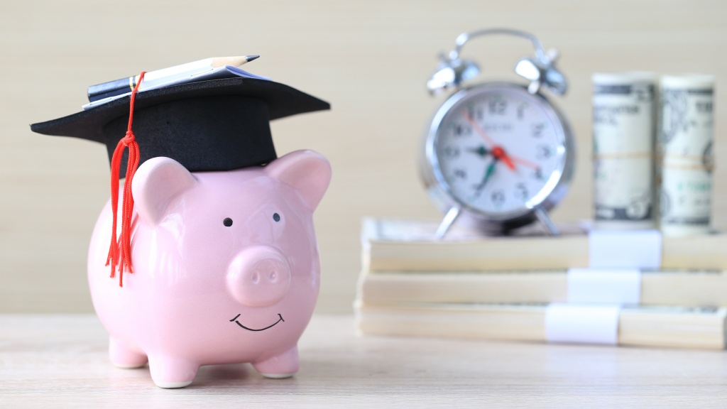 NATJEČAJ za dodjelu stipendije Sveučilišta u Splitu za akademsku godinu 2025./2026.